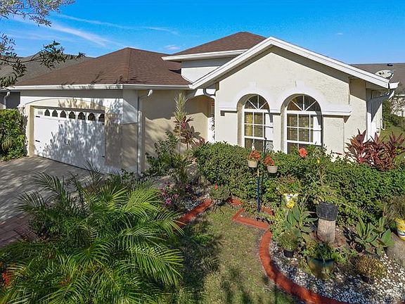 2nd image of 15021 Lake Azure Dr
