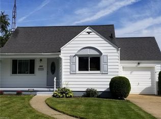 1061 Hartshorn St, Alliance, OH 44601