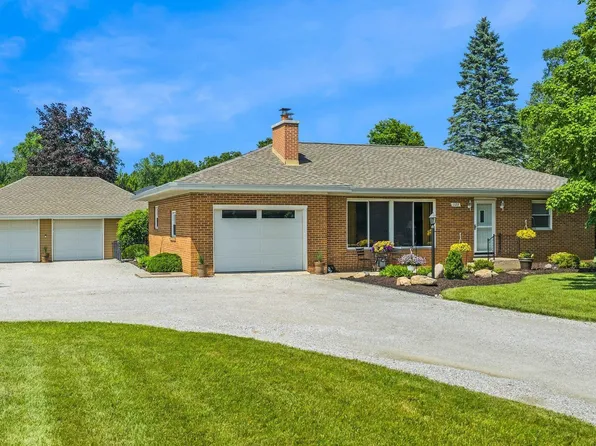 1123 E Gump Rd, Fort Wayne, IN 46845