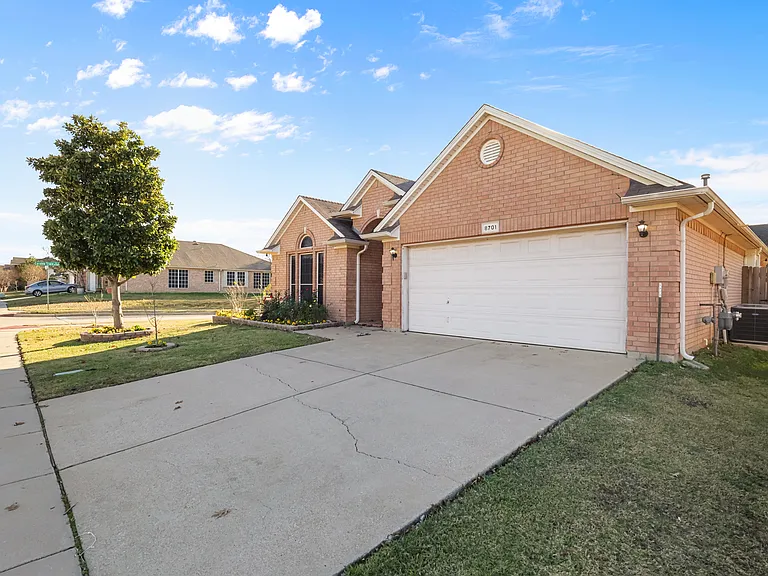 8701 Trace Ridge Pkwy — Photo 3