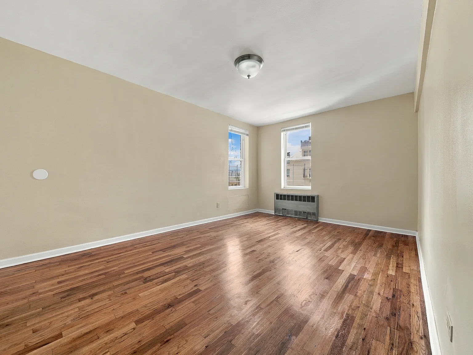 140-60 Beech Ave — Photo 4