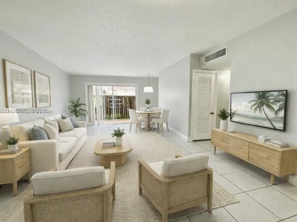 9000 SW 137th St #16-5, Miami, FL 33176