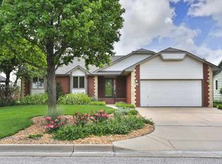 326 S Fieldcrest St, Wichita, KS 67209