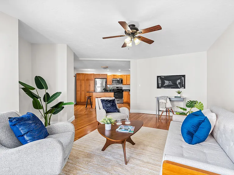 480 Medford St #4 — Photo 19