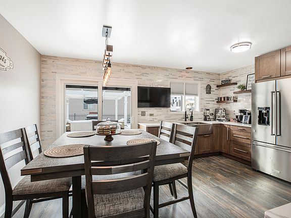 5th image of 18600 Amlin Cir