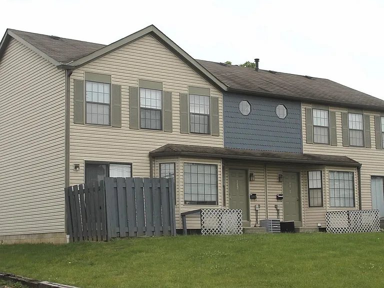 1133 King Ave — Photo 2