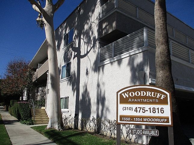 Woodruff Apartments