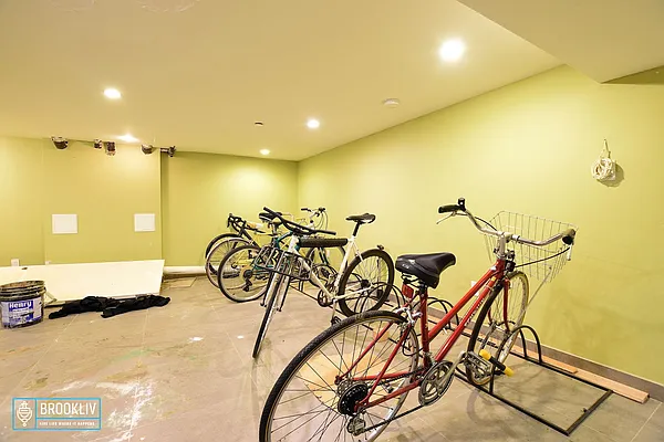 Rented by null | media 9