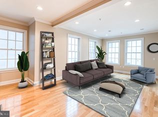 249 N 2nd St APT 1R, Philadelphia, PA 19106