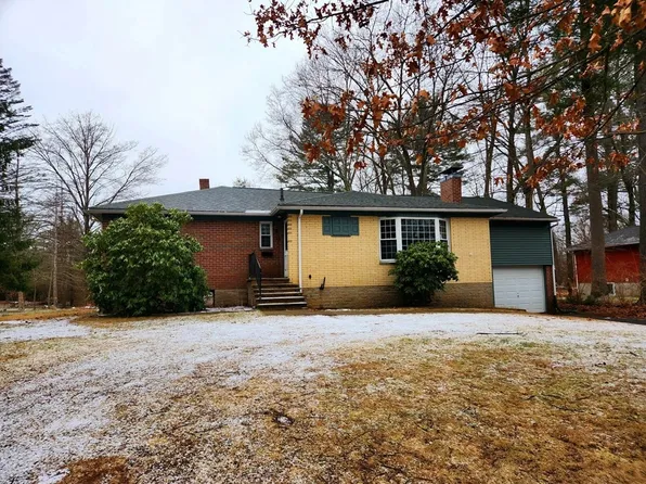 80 Warren St, Southbridge, MA 01550
