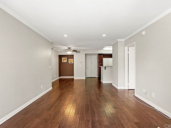 2nd image of 5535 Canoga Ave APT 103