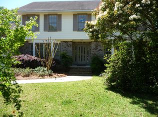 12 Leichester Rd, Charleston, SC 29407