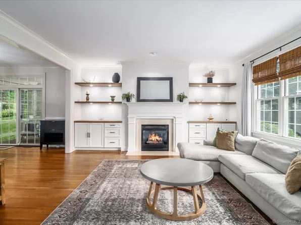 22 Woods Way #22, Redding, CT 06896