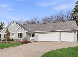778 Sunshine LANE, Neenah, WI 54956