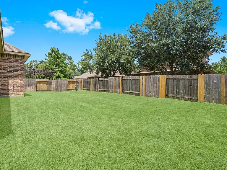 118 Red Deer Pl — Photo 23