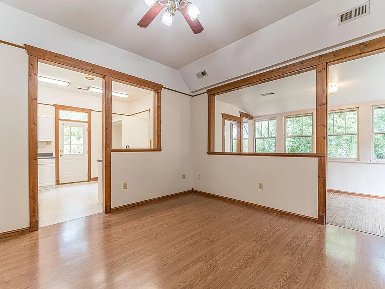 801 Phillips Ave #2 — Photo 1