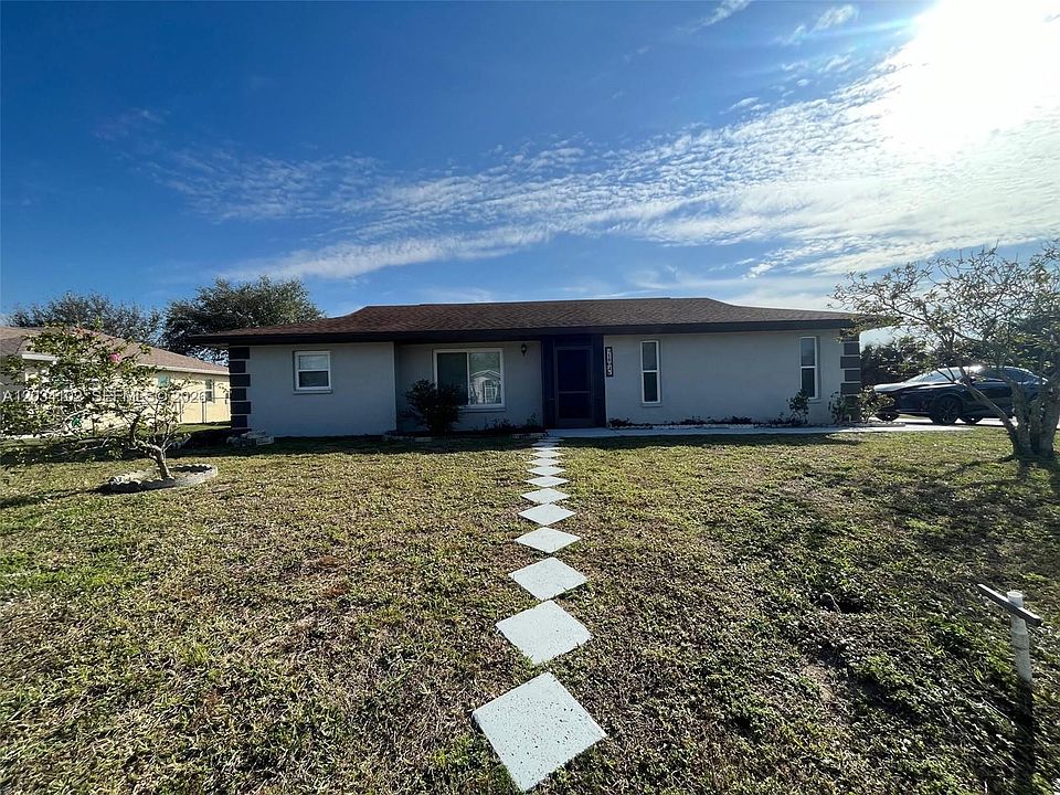 1st image of 1402 SE 34th St