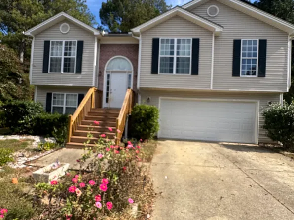 471 Monticello Ct, Winder, GA 30680
