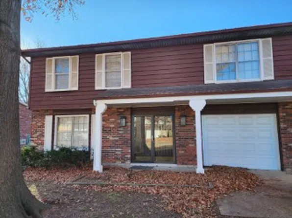 9547 Winkler Dr, Saint Louis, MO 63136