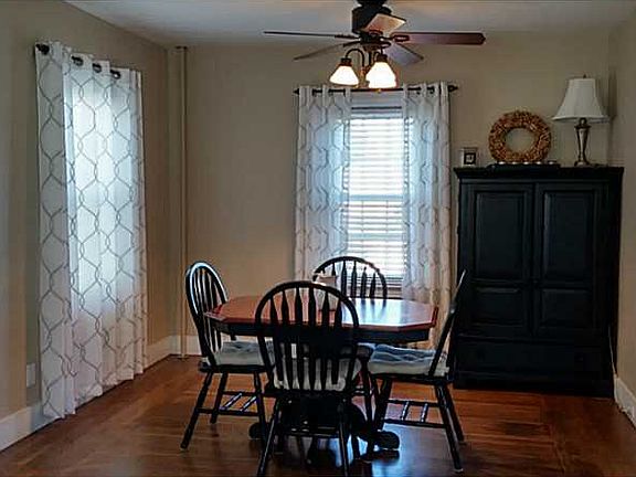 4th image of 14 Callender Ave