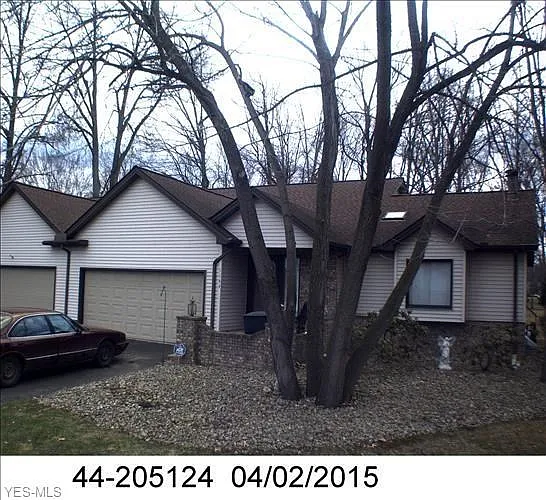 1144 Surrey Point Dr SE photo 1