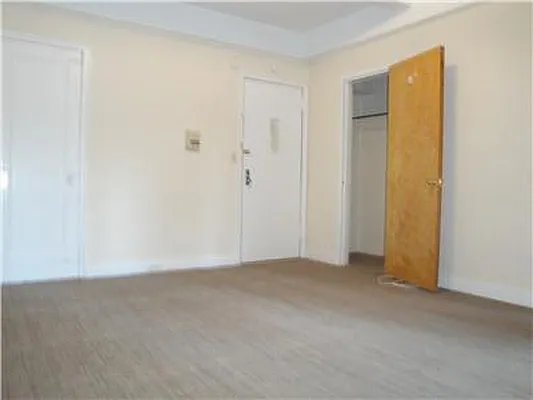Rented by Living New York | media 41