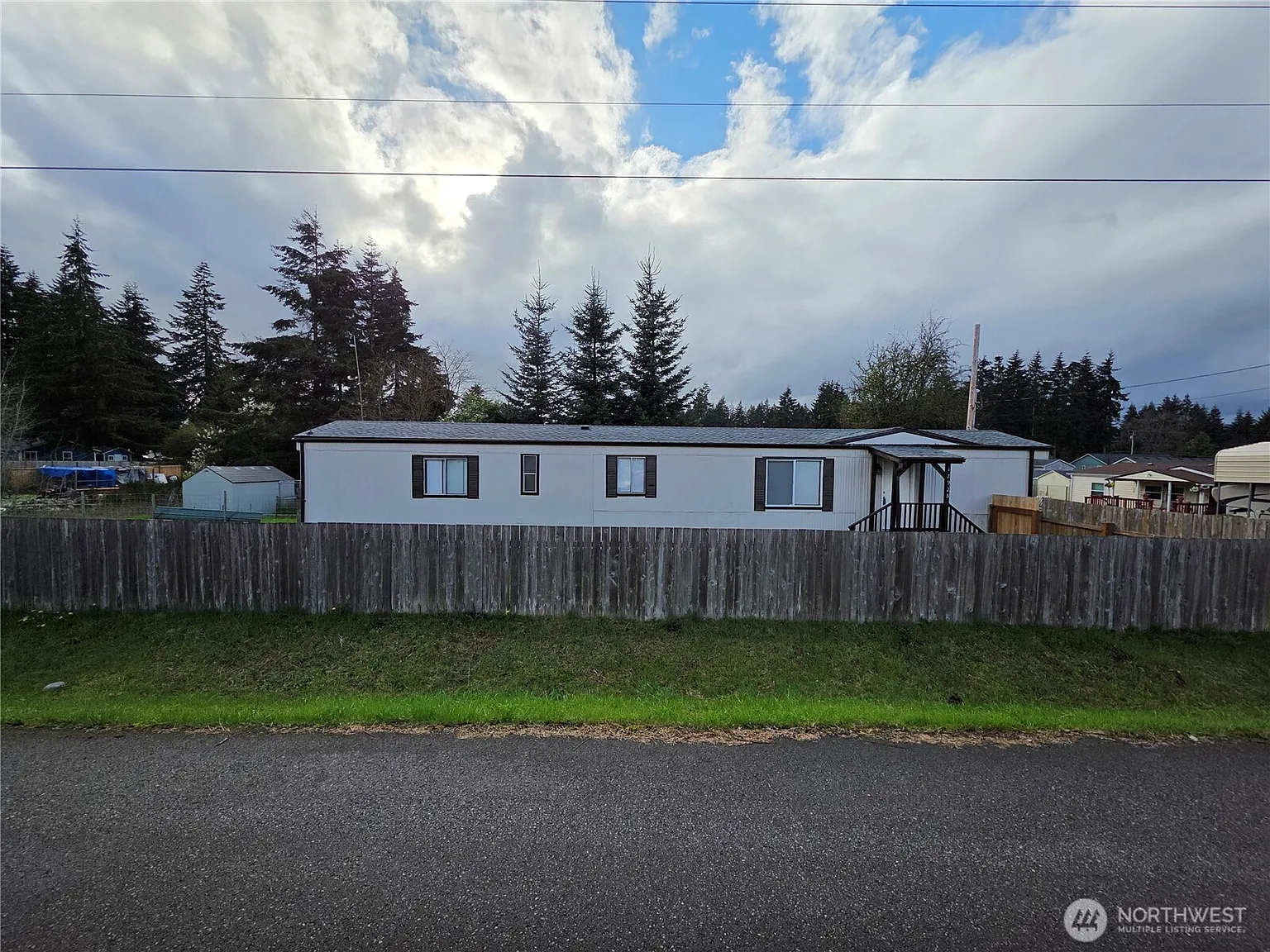17925 Jordan Street SW photo 1