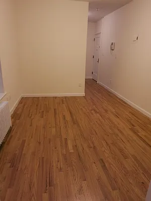 Rented by City & Suburban | media 28