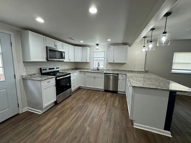 909 Foster Rd #B1 — Photo 9