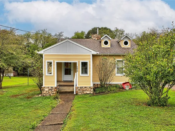593 Trees Mills Rd, Greensburg, PA 15601