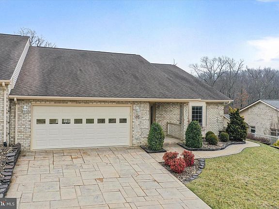 2nd image of 168 Stony Pointe Way