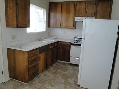 4th image of 1042-A Obispo St