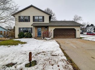 2024 N Page St, Stoughton, WI 53589