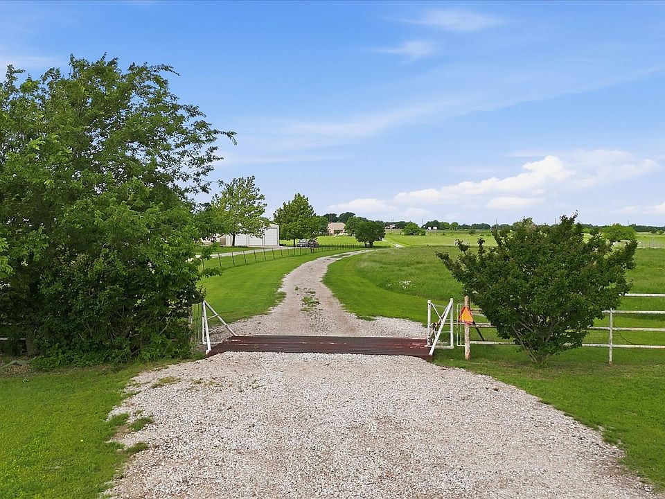 1st image of 3289 Mitchell Rd