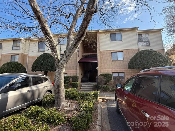 4823 Spring Lake Dr APT A, Charlotte, NC 28212