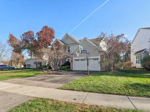 18466 W Springwood Dr, Grayslake, IL 60030
