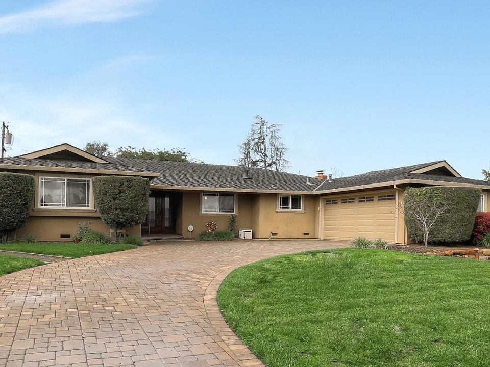 1st image of 6543 Little Falls Dr
