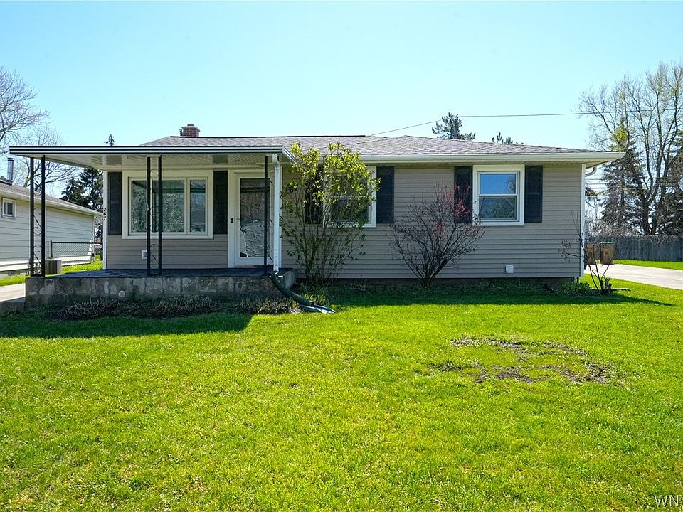 1st image of 267 McNaughton Ave