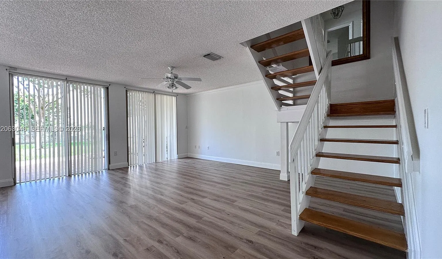 Doral Chase — Photo 3
