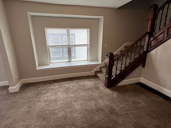 4th image of 442 N Denny St