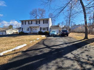 3 Birch St #A, Mendham, NJ 07945
