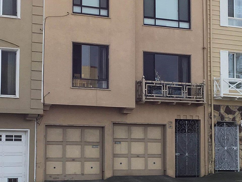1st image of 2039 Judah St