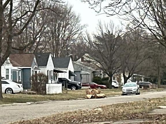 5th image of 364 Buckingham Ave
