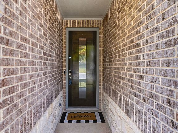 4th image of 1923 ALEUS LN