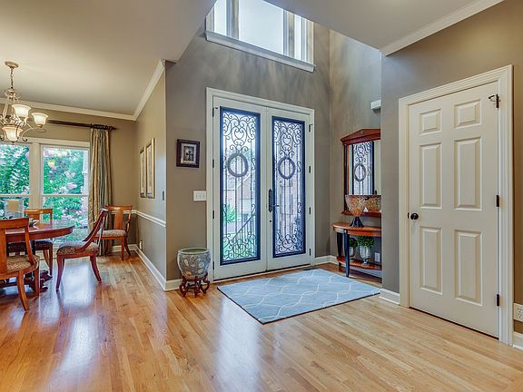 3rd image of 257 Karnes Dr