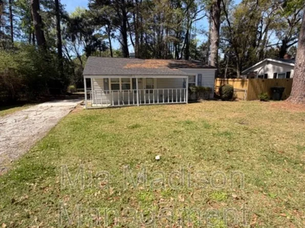 5321 Athena Dr, Savannah, GA 31404