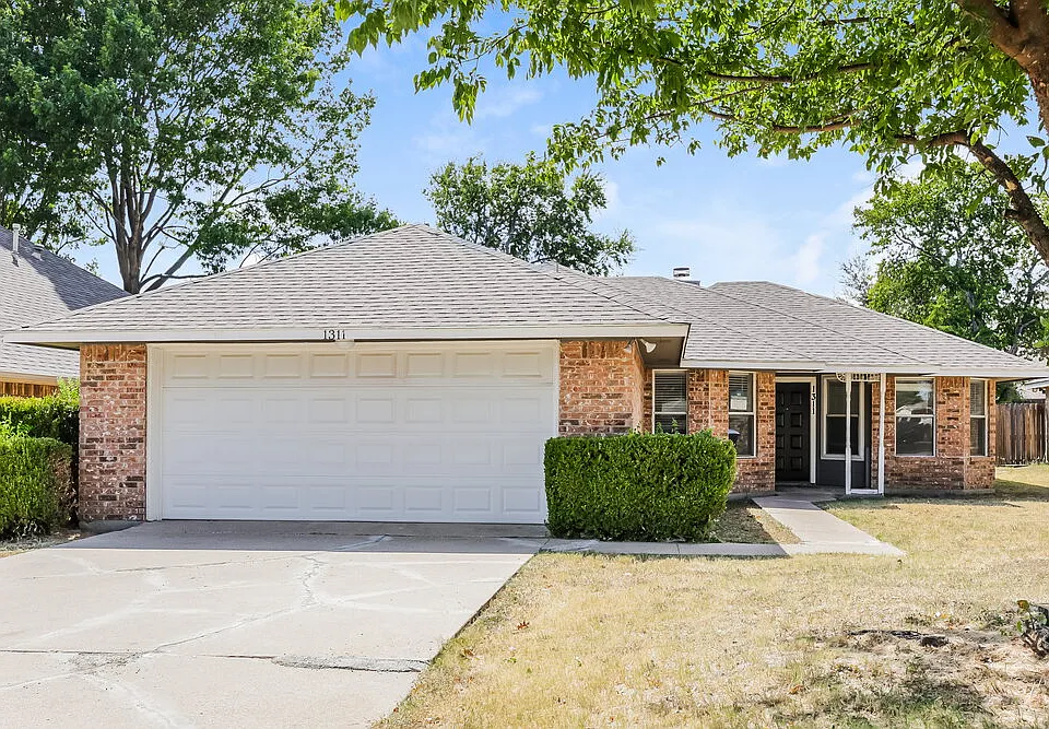 1311 Mallard Dr