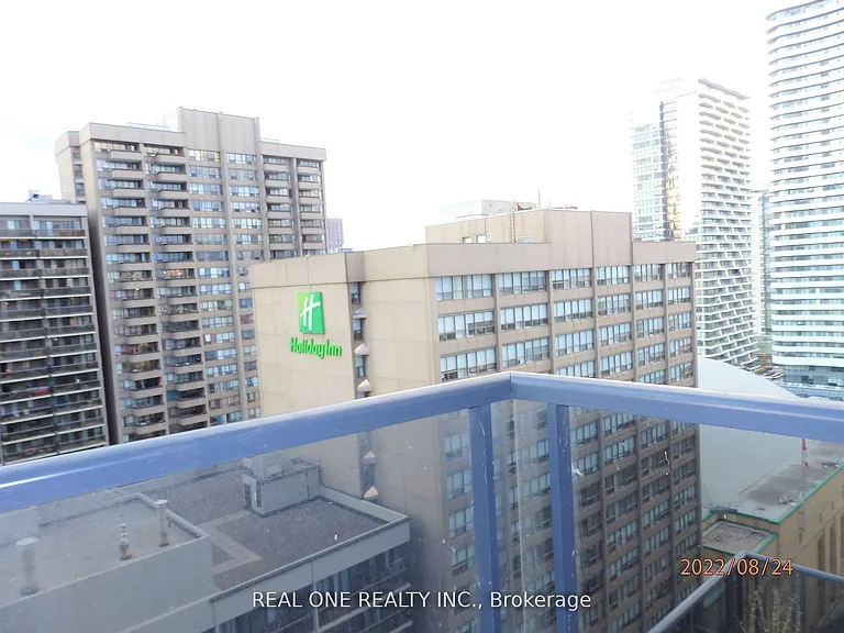 25 Carlton St #2309 — Photo 16