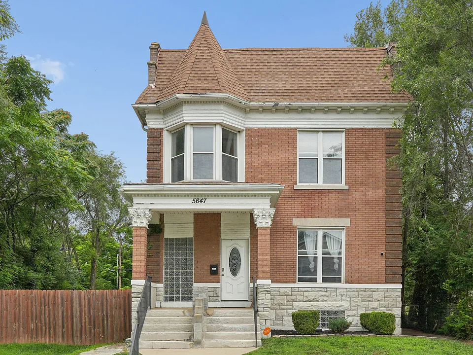 5647 Vernon Ave