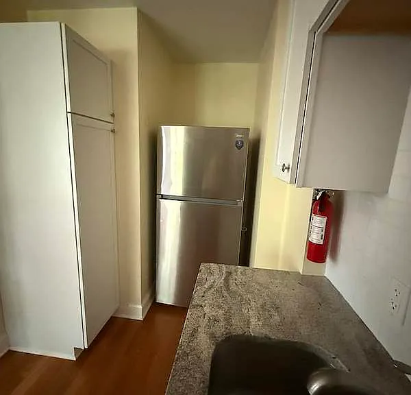 1304 N Rodney St #2B — Photo 7